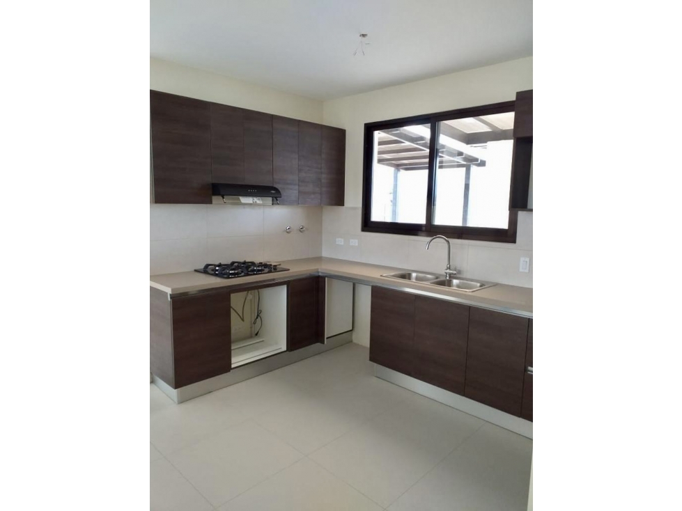 SE VENDE CASA EN COSTA LINDA - COSTA SUR $650,000 — foto 3