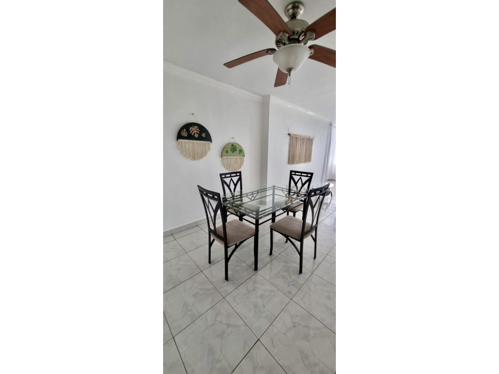 SE ALQUILA APARTAMENTO CON LINEA BLANCA EN HATO PINTADO — foto 2