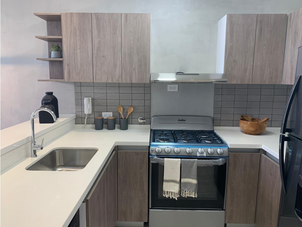 SE ALQUILA HERMOSO APARTAMENTO EN COCO DEL MAR — foto 6