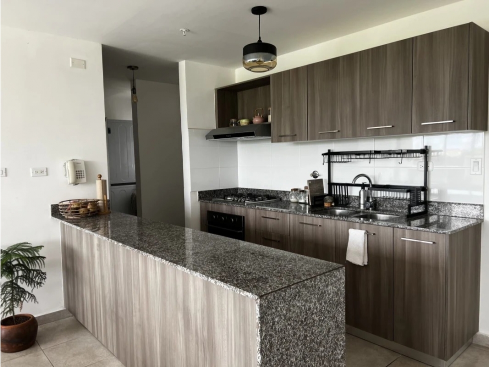 VENDO LUMINOSO APARTAMENTO EN BRISAS DEL GOLF $170.000!!! — foto 6