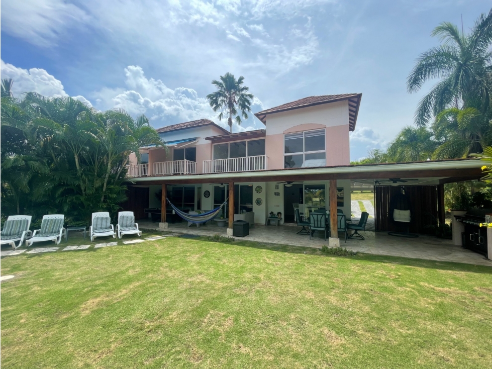 SE VENDE VILLA EN COMPLEJO CERRADO EN DECAMERON - 2
