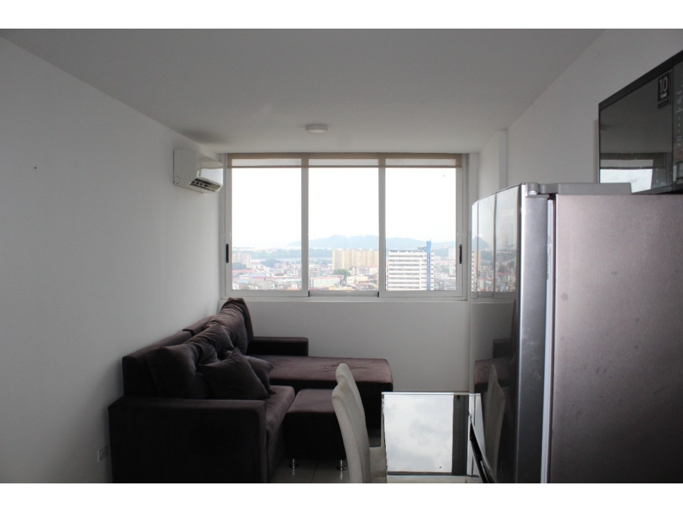 VENDO APARTAMENTO EN AV. BALBOA