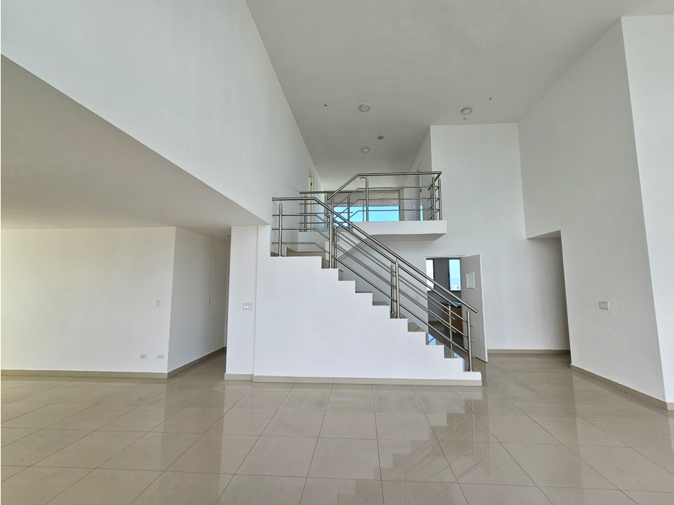 SE ALQUILA APARTAMENTO DUPLEX EN COSTA DEL ESTE — foto 5