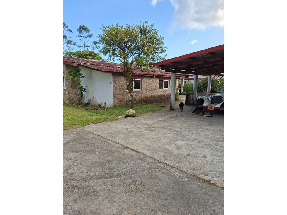 Propiedad en Venta en El Valle de Antón Ideal para Hostal o Inversión - 2