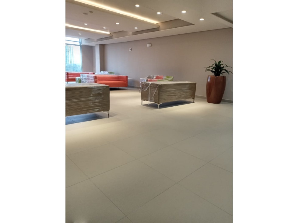 Se alquila oficina en town center 45 m2 $1400 — foto 6