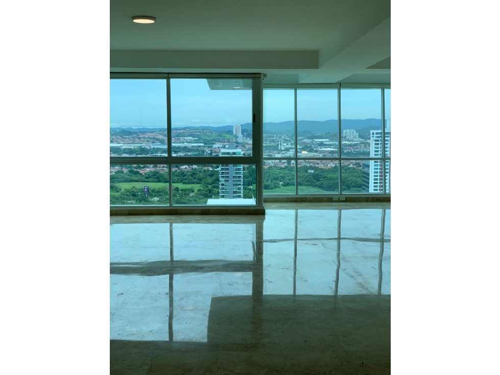 Se alquila apartamento en costa del este $2,500 — foto 3
