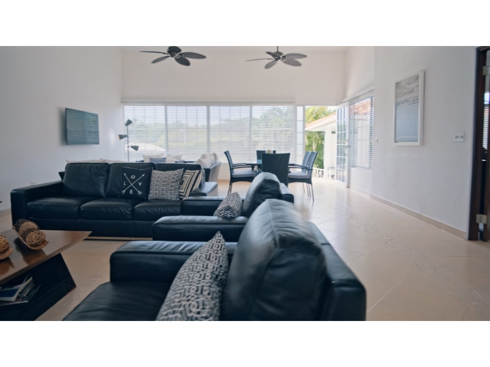 Se alquila/vende casa de Playa con piscina en Coronado por Mes/días - 3