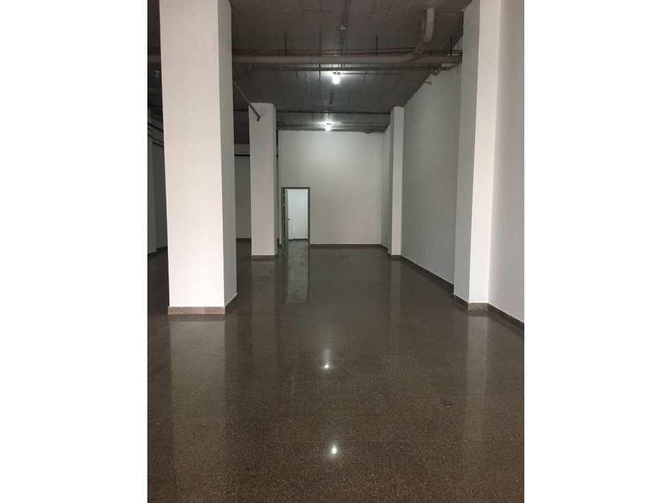 Se alquila Local Comercial en el Dorado $2000 — foto 2