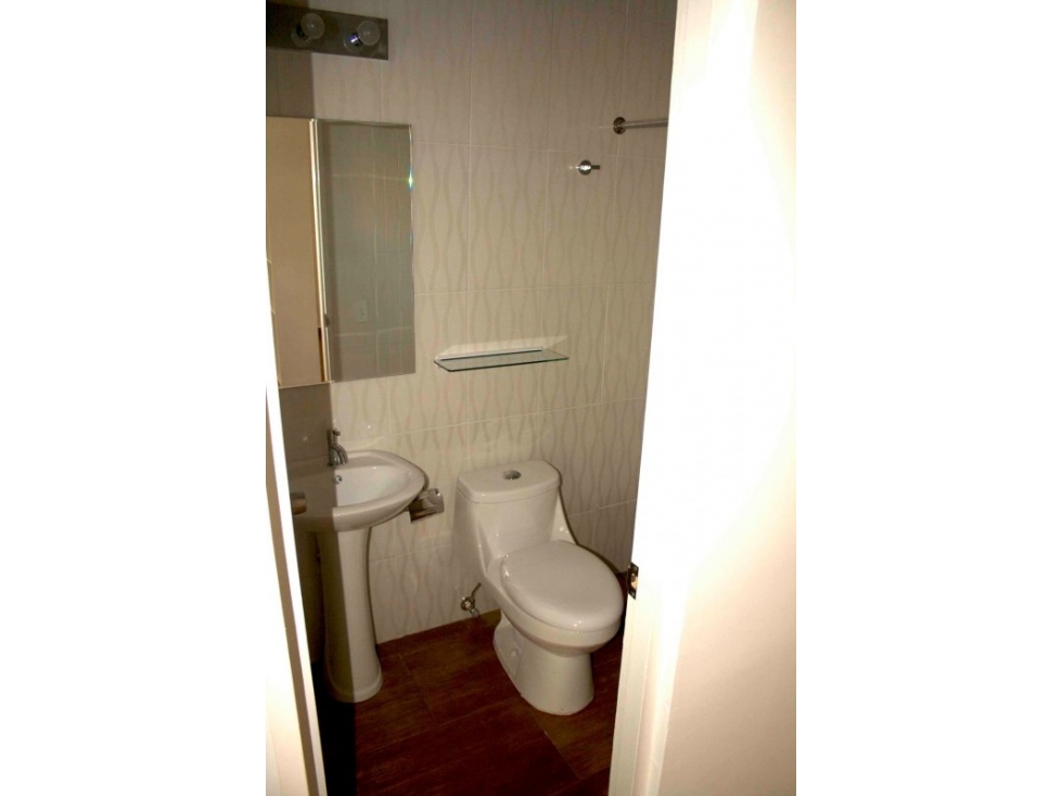 Alquilo apartamento tipo estudio en parque lefevre - 4