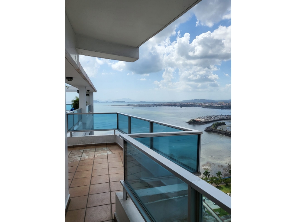 Vendo apto lindo y moderno en Ave Balboa 2rec IMG83 — foto 3