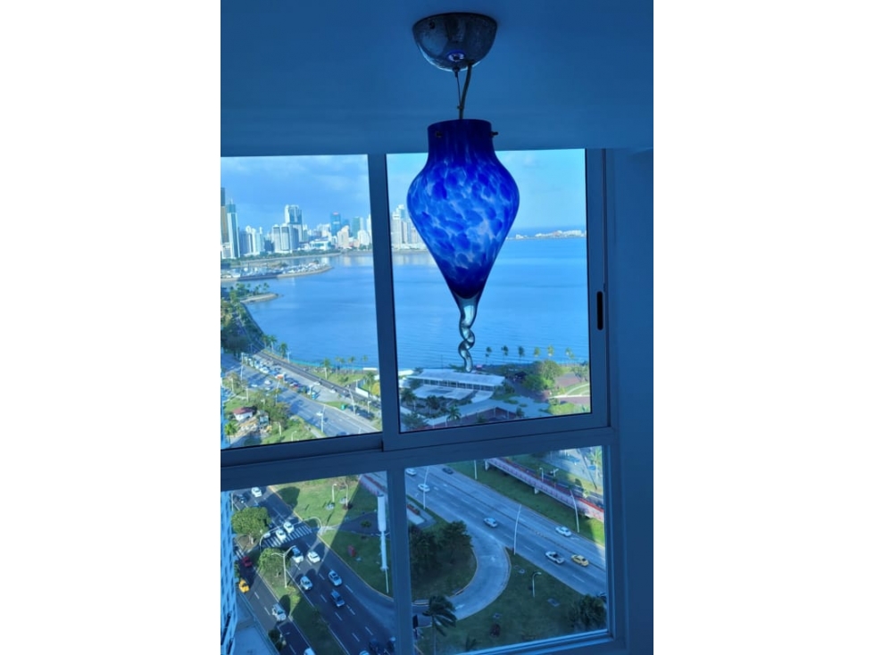 Alquilo Extraordinario apartamento en avenidad balboa The San — foto 2
