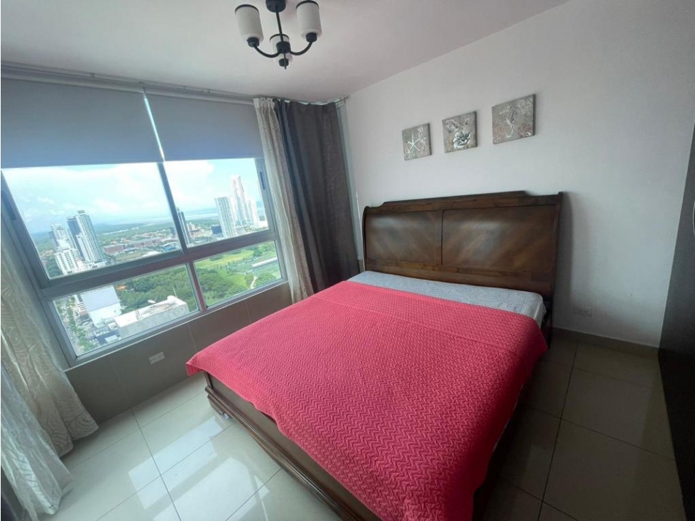 SE ALQUILA HERMOSO APARTAMENTO AMOBLADO EN TOP TOWERS — foto 5