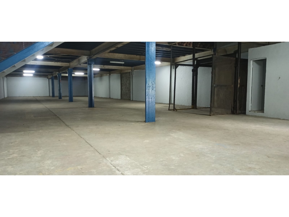 SE ALQUILA BODEGA EN PUEBLO NUEVO CENTRO LOGISTICO — foto 6