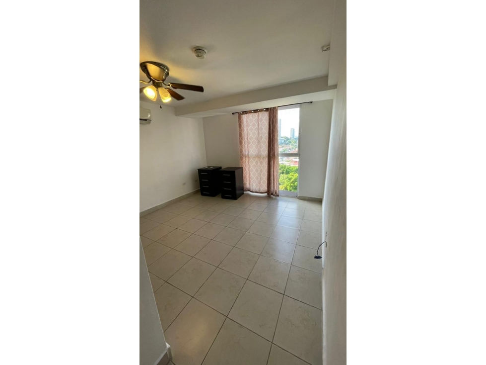 VENDO APARTAMENTO EN 12 DE OCTUBRE - 3