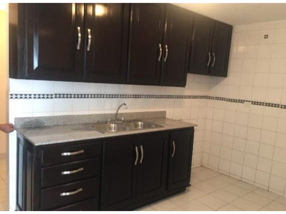 Se alquila apartamento en san francisco Línea Blanca $950. — foto 4