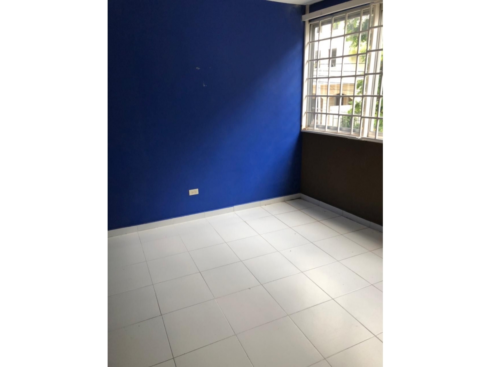 Se alquilan locales comerciales en el cangrejo $1600 - 4