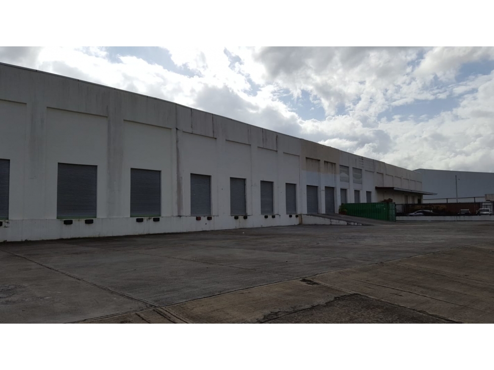 SE VENDE GALERA Parque Industrial 730m2 $1.095.000.00