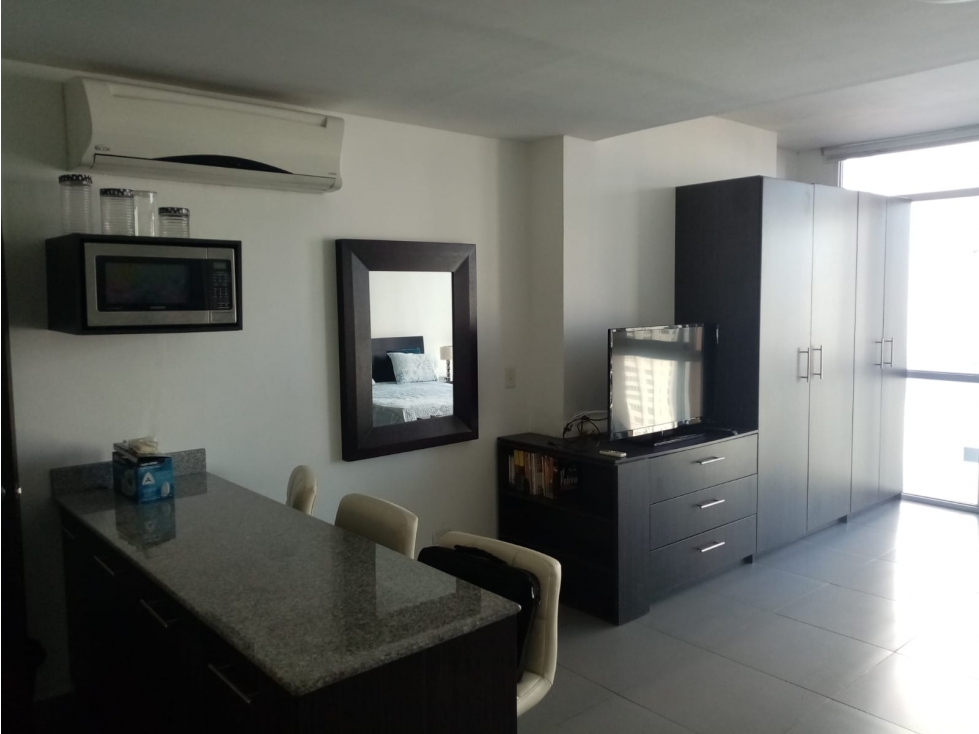 Se alquila aparta-Estudio en Av. Balboa $780 — foto 2