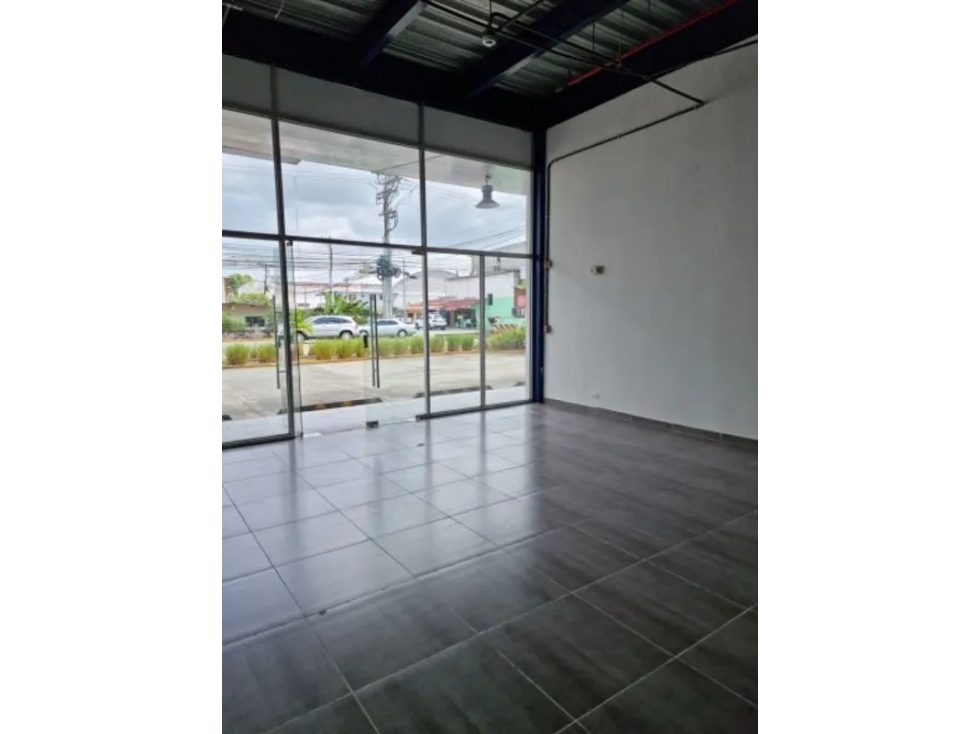 Se Alquila Local Comercial 108 mts Llano Bonito $1.620.oo