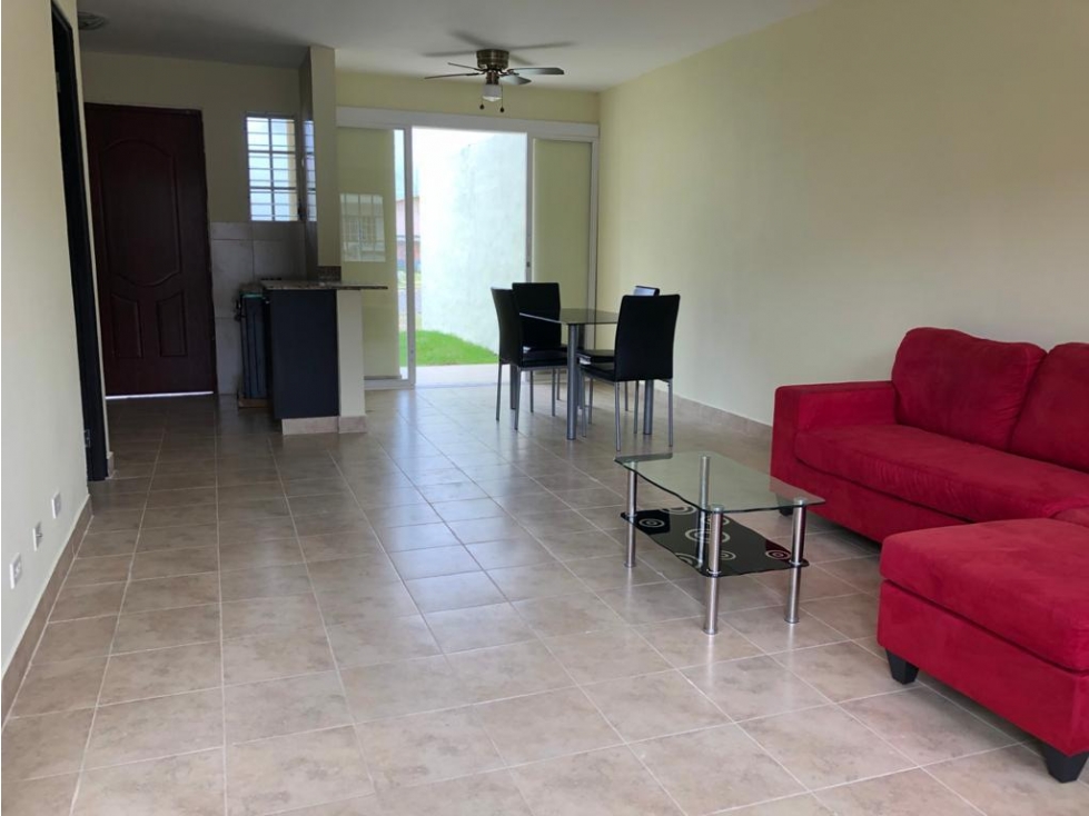 Se vende linda CASA en BRISAS DEL LAGO 24 de Diciembre — foto 2