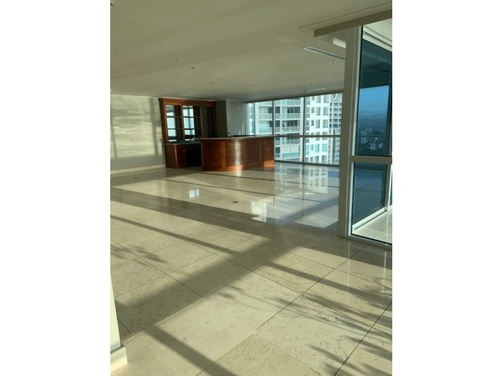 Alquilo extraordinario apartamento detalles de lujo en coco del mar - 2
