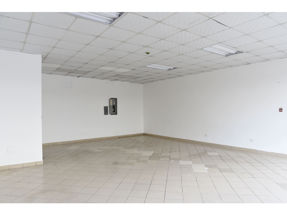 Se alquila local en los pueblos, $1440, 80mt2 - 2
