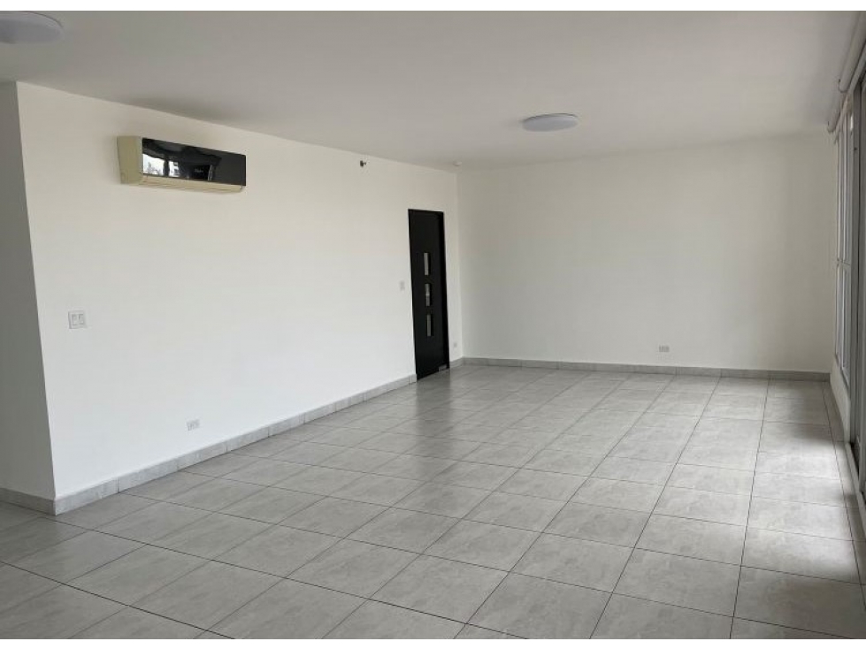 Se alquila Penthouse - Via Argentina - $2200 — foto 3