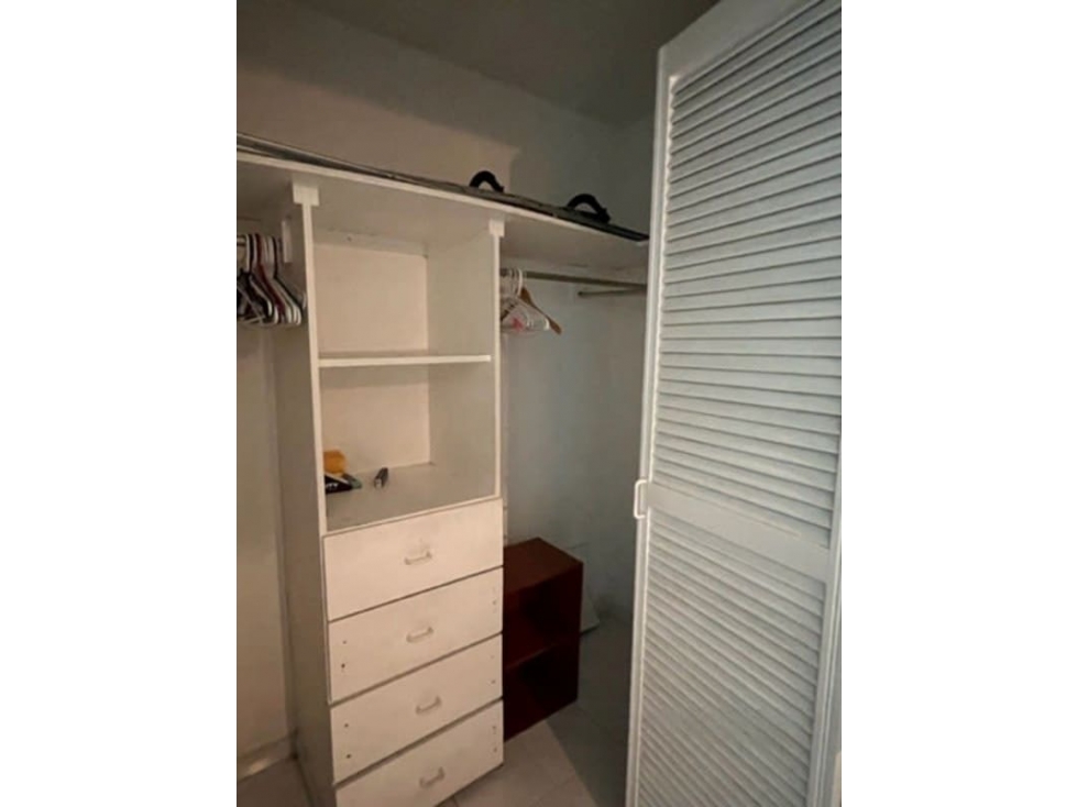 Apartamentos Ejecutivos Amoblados en Area Bancaria $1200