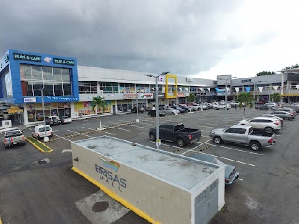 Se Alquilan Locales en Brisas Mall con excelente ubicación. - 2