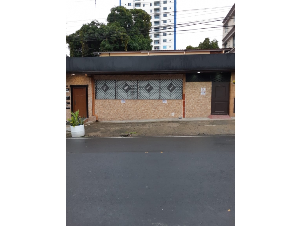 Se Alquila Local en San Francisco 65mt2. $700