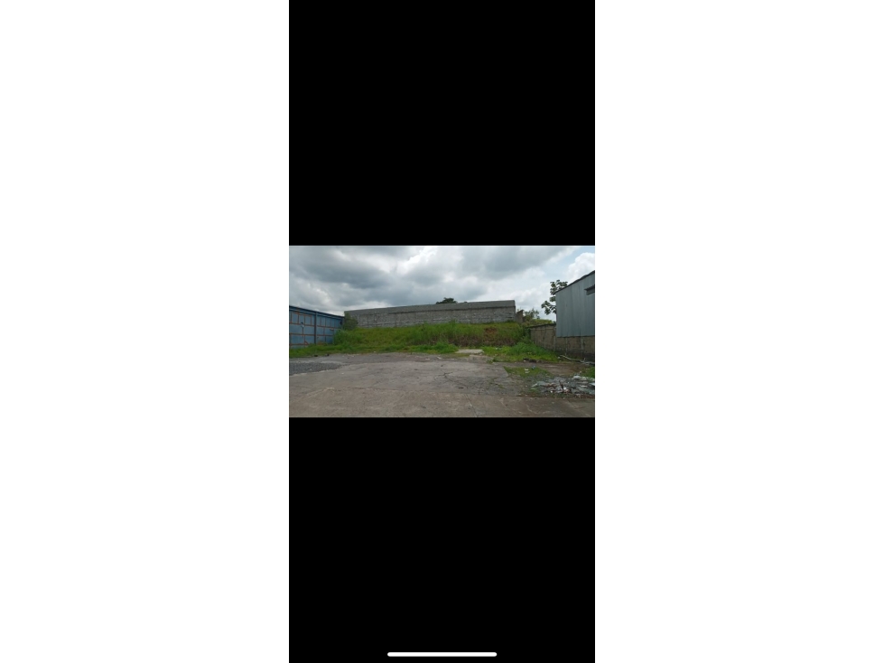 ALQUILO AMPLIO LOTE/TERRENO DE 830MTS EN LAS MAÑANITAS