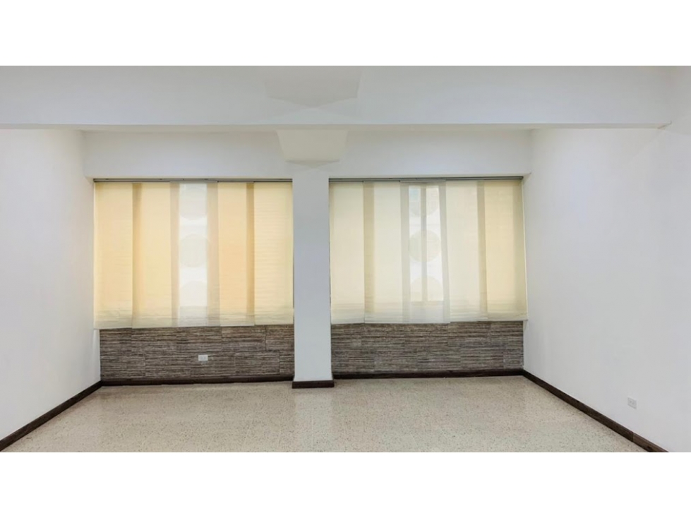 Venta de Oficina Amplia e Iluminada 53.67 m2 "Precio Negociable" — foto 3