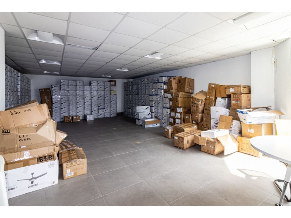 ALQUILER DE OFICINAS EN CALLE 50 \ EXCELENTE UBICACION — foto 4