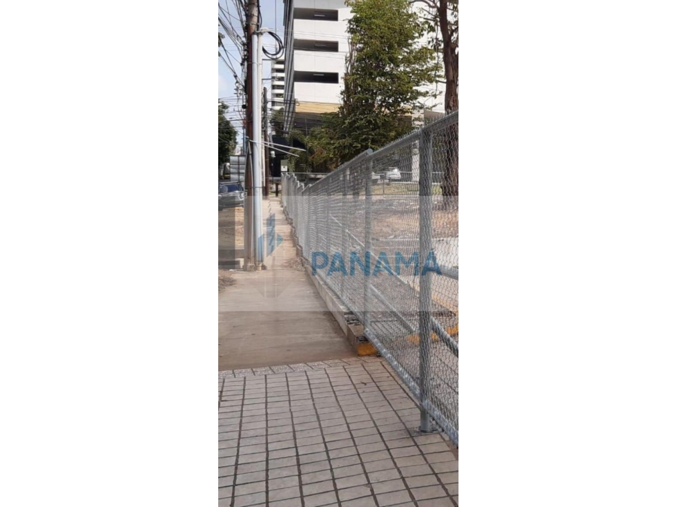 Se Vende Terreno Esquinero 3.550 Mts2 Obarrio $9.500.000.00 - 3