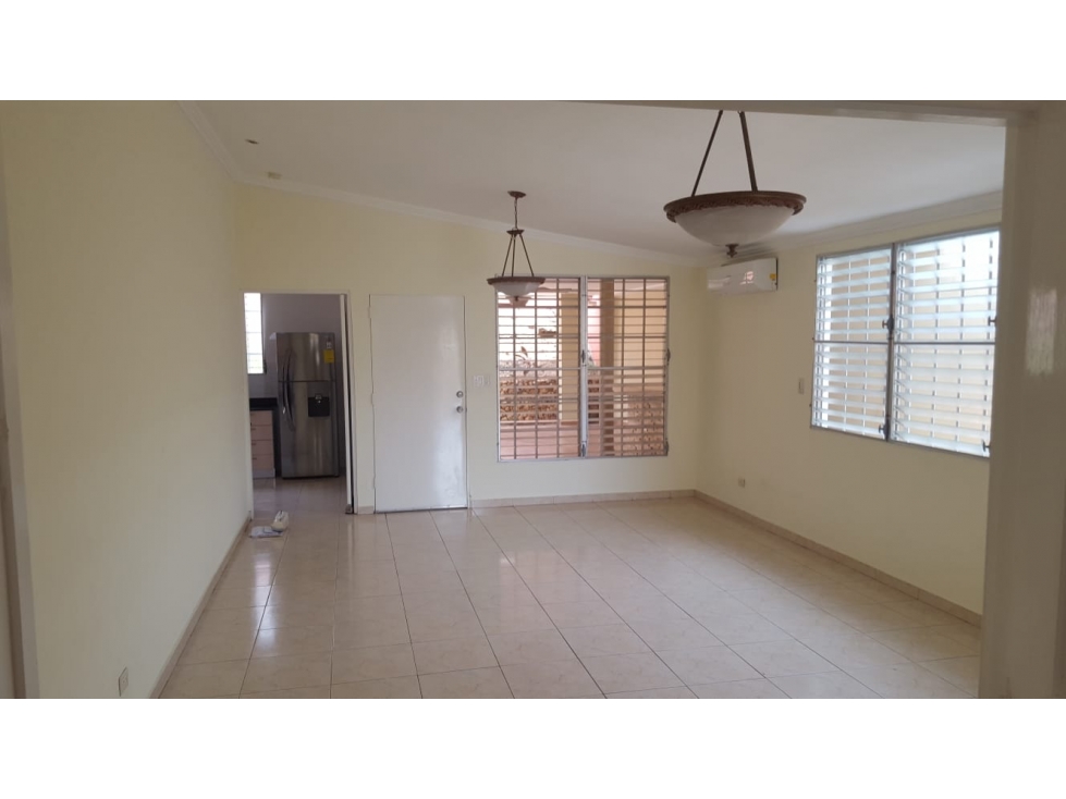 SE VENDE CASA EN BRISAS DEL GOLF 2 RECAMARAS $215,000 - 3