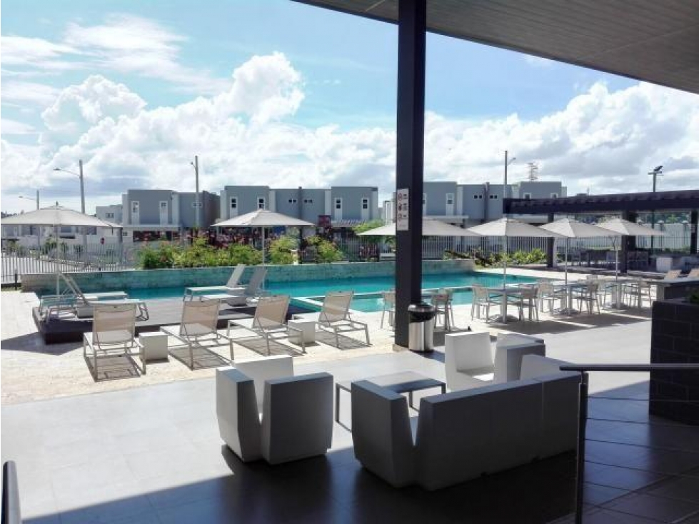 SE VENDE CASA EN BRISAS DEL GOLF $250,000 AM — foto 5