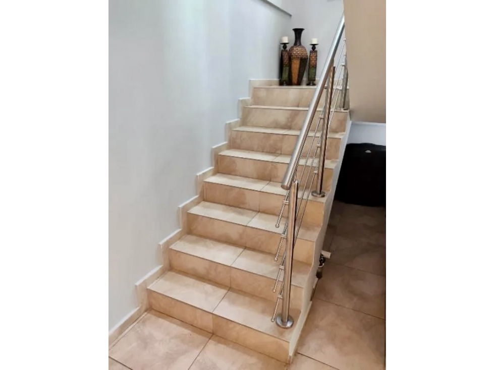 SE VENDE CASA EN VILLA DE LAS FUENTES — foto 2