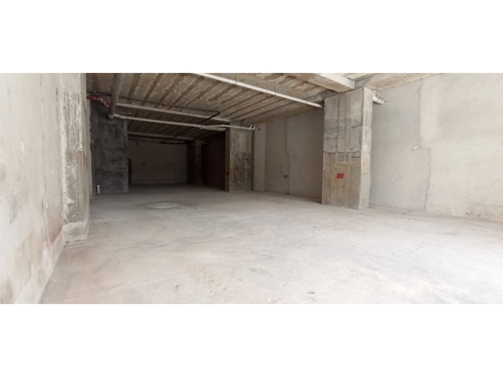 SE ALQUILA LOCAL COMERCIAL CALLE 50 $2.200