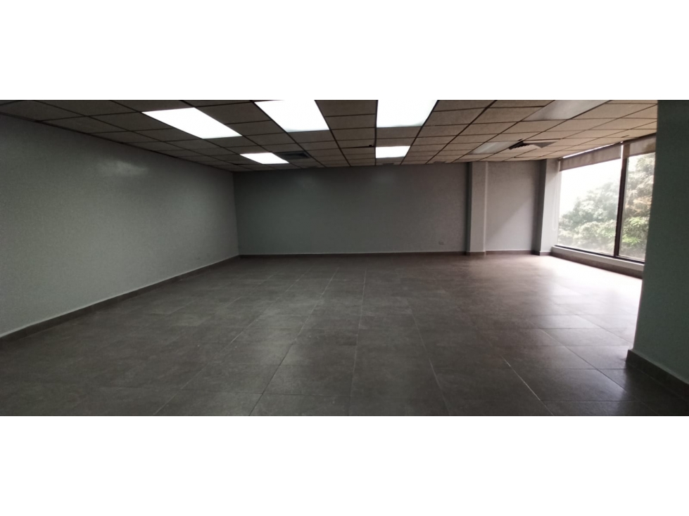 SE ALQUILA OFICINA EN BELLA VISTA ZONA BANCARIA - I.G.