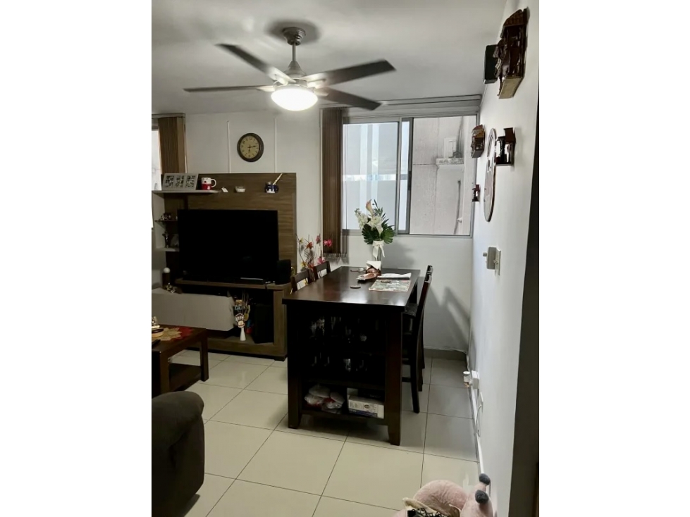 SE VENDE APARTAMENTO EN LA VIA CINCUENTENARIO $110,000 — foto 2