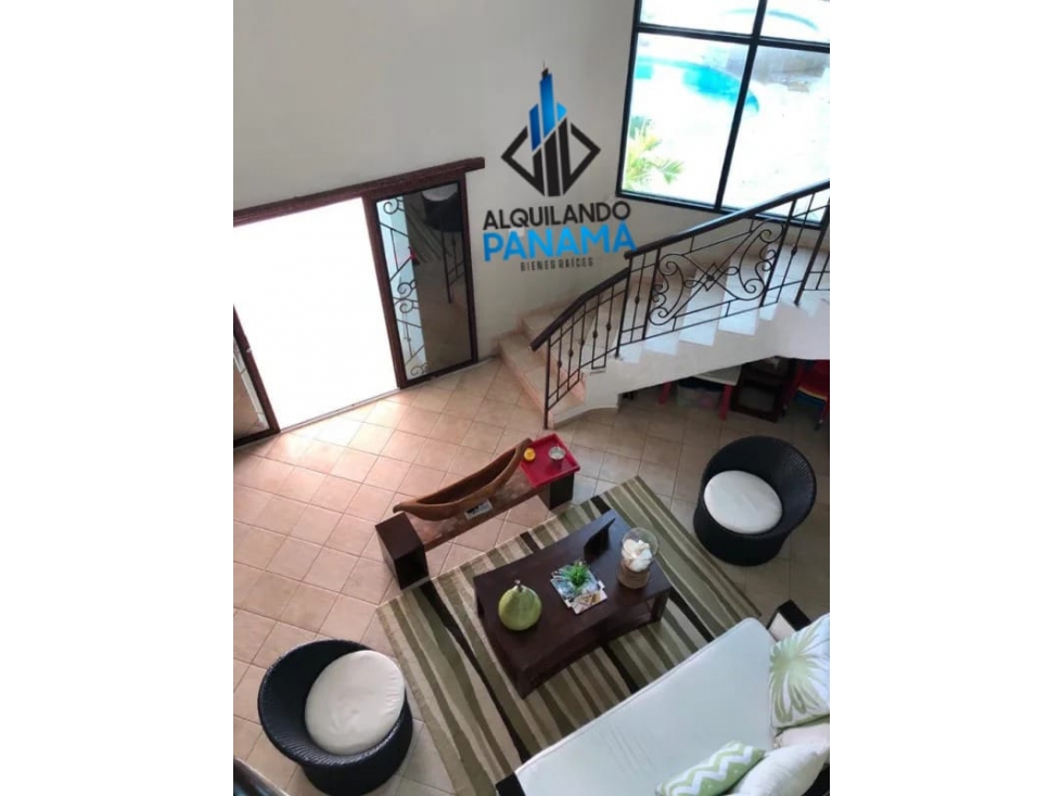 Se Alquila Casa de Playa 600 Mts Costa Esmeralda USD$5,500,oo - 3