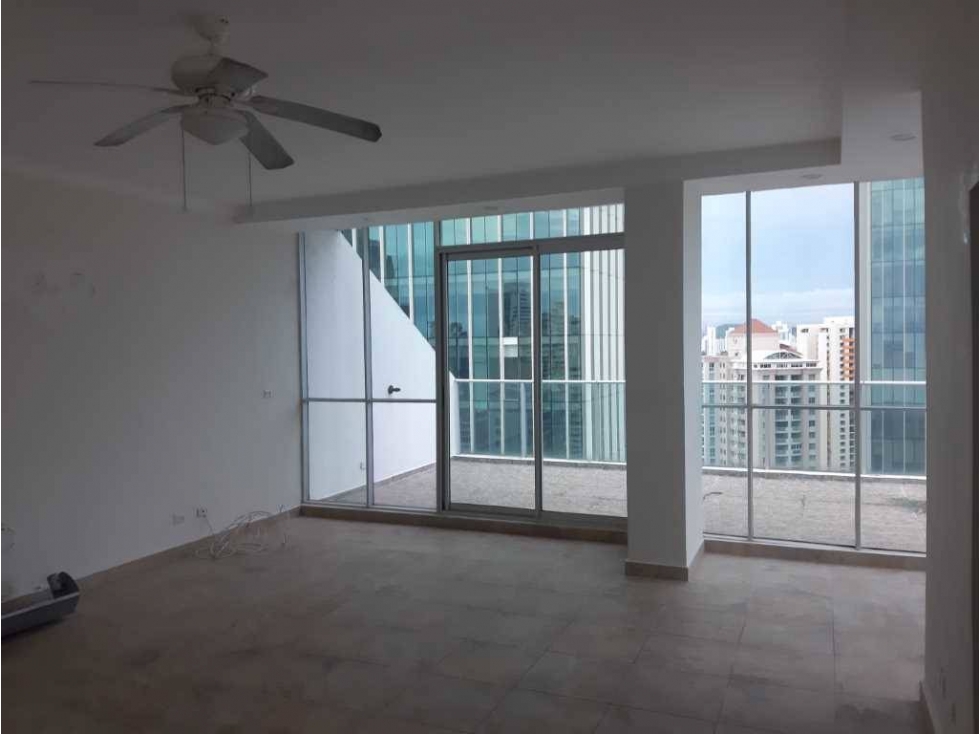 SE VENDE APARTAMENTO EN PUNTA PACIFICA