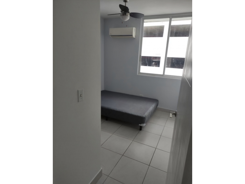 Alquilo apartamento amoblado en Condado del Rey $750 — foto 5