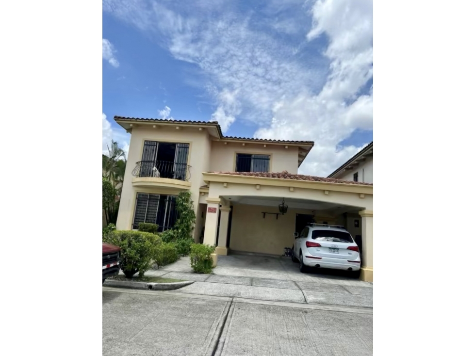 ALQUILO/VENDO HERMOSA CASA EN CONDADO DEL REY $650,000