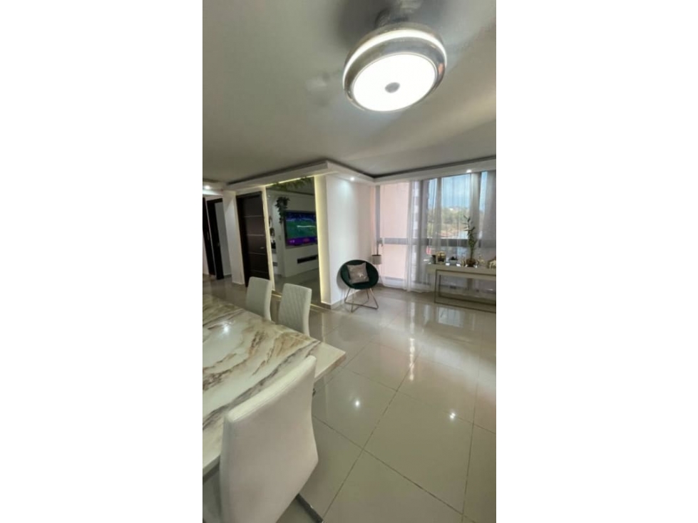 ALQUILER LINDO APARTAMENTO VILLA DE LAS FUENTES $1.295
