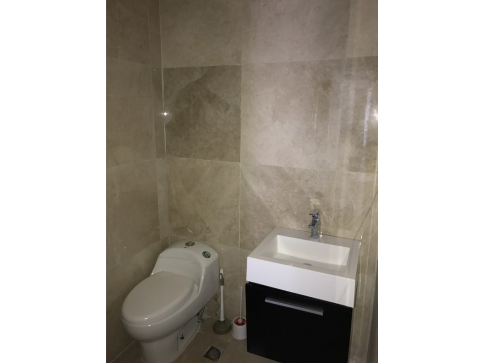 SE ALQUILA OFICINA 225 Mts EN AV. BALBOA $4,500 — foto 4