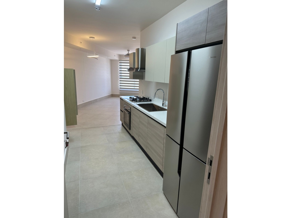 SE ALQUILA BELLO APARTAMENTO EN SANTA MARIA