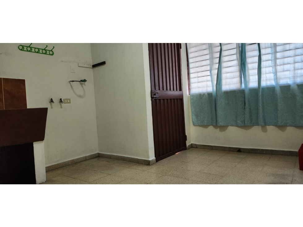 Se Alquila apartamento en El Cangrejo a $800.00