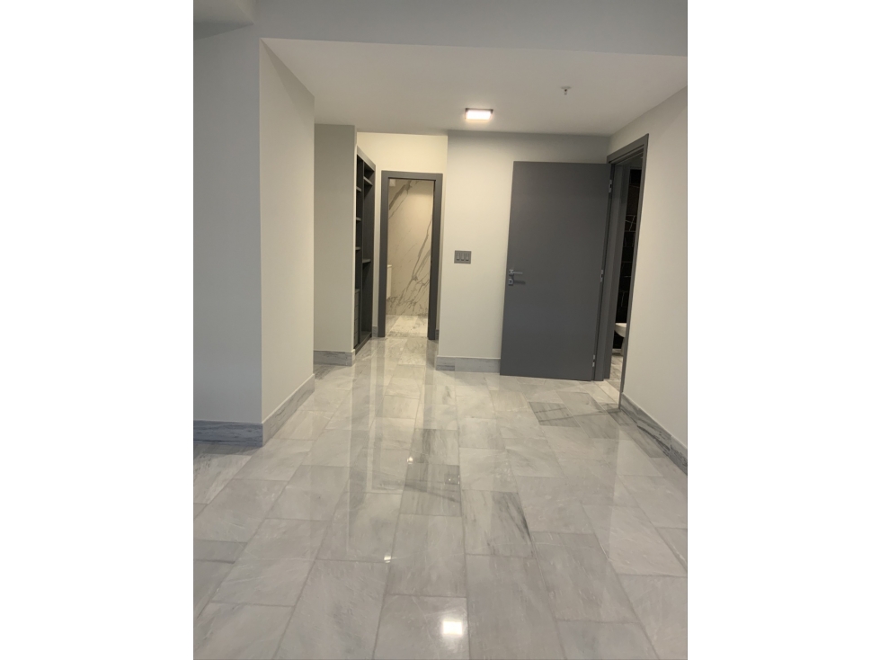 Se Alquilan Aptos 130 Mts Linea Blanca. Av. Balboa USD$1,900,00 — foto 5