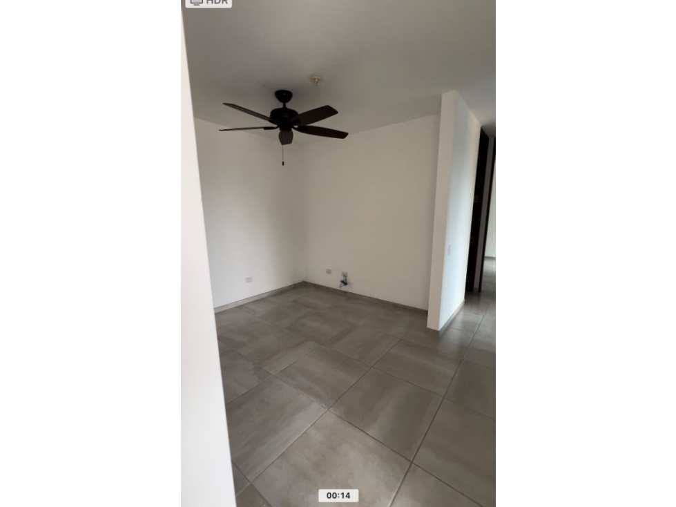 Alquilo Amplio apartamento de 3 recamaras el bosque — foto 2